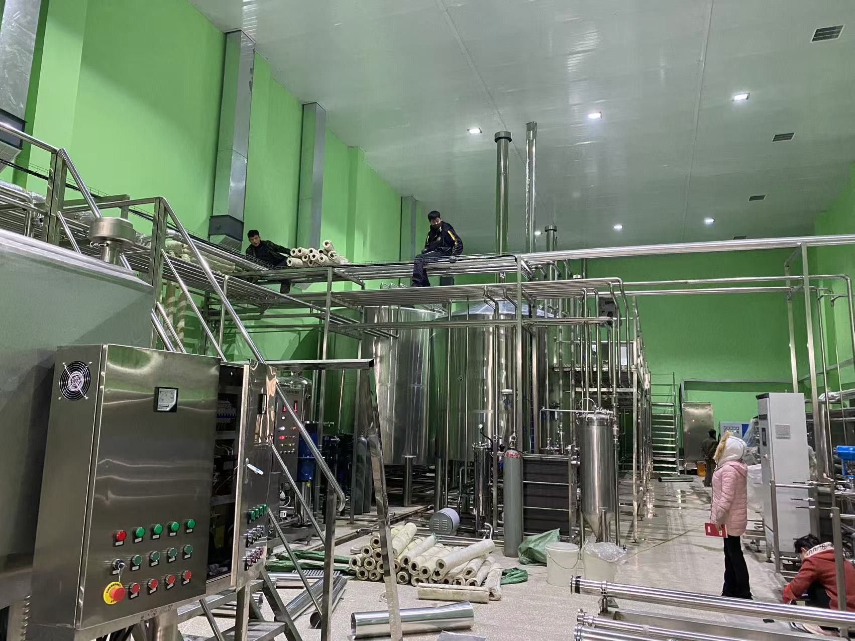 墨脱精酿啤酒设备厂—精酿啤酒设备制造：传承工艺与创新科技的交融